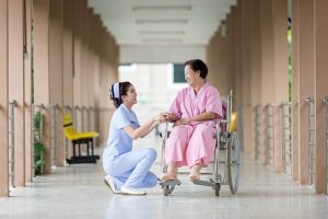 contoh-percakapan-perawat-pasien-bahasa-inggris