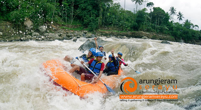 Arung Jeram Sungai Serayu via Arungjeramserayucom